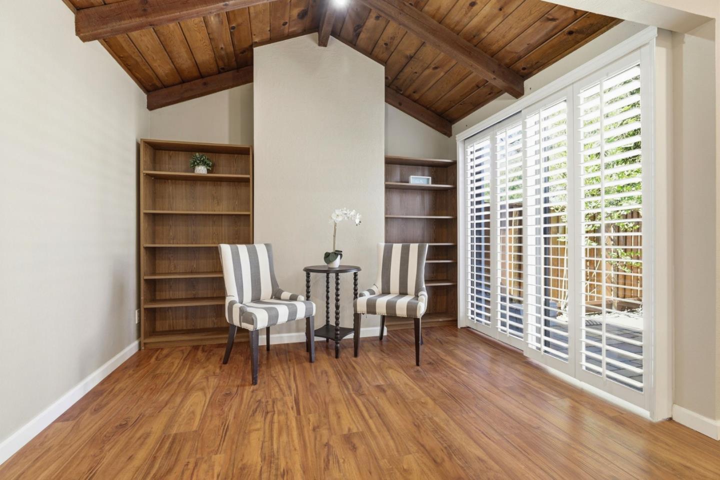 22674 Silver Oak Court