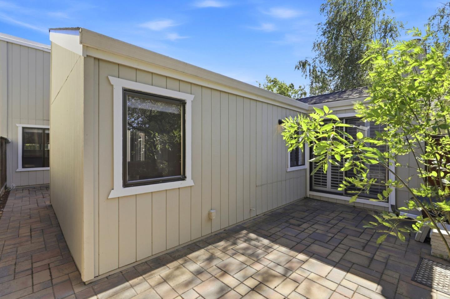 22674 Silver Oak Court