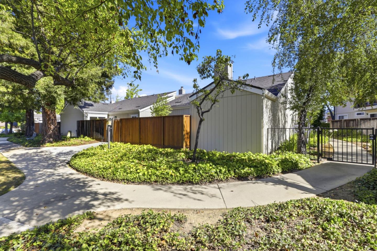 22674 Silver Oak Court