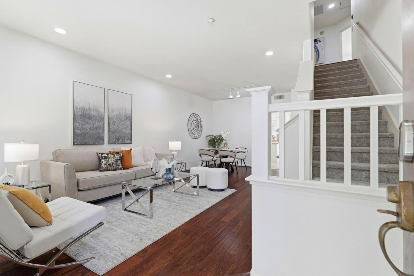 3287 Montevarchi Street