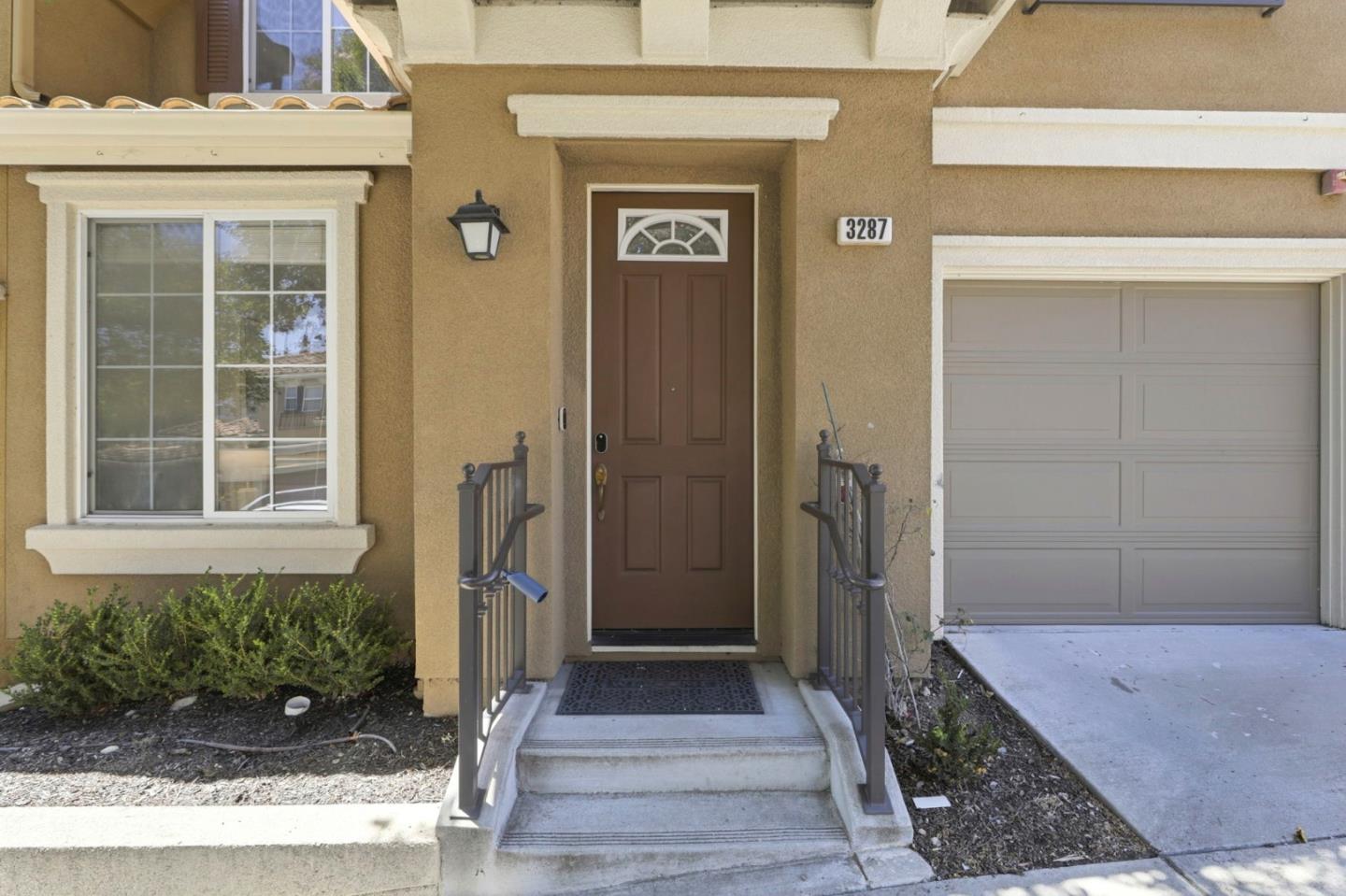 3287 Montevarchi Street