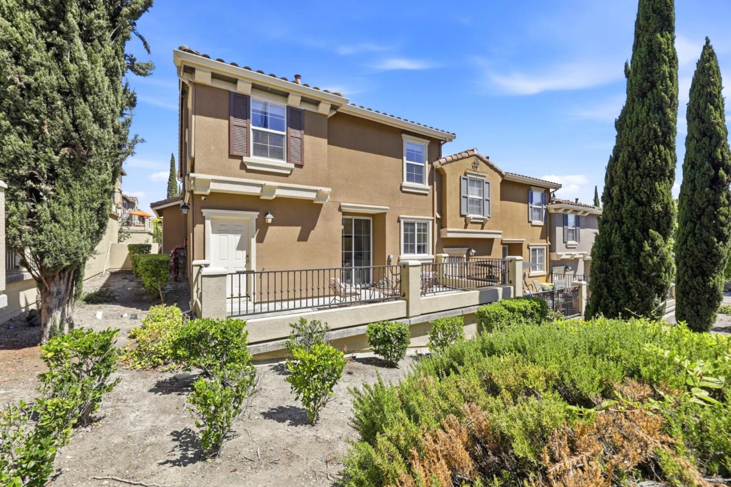 3287 Montevarchi Street