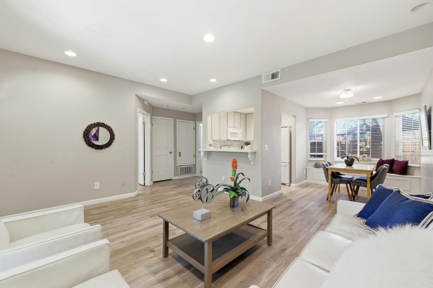 748 Northrup Street 332
