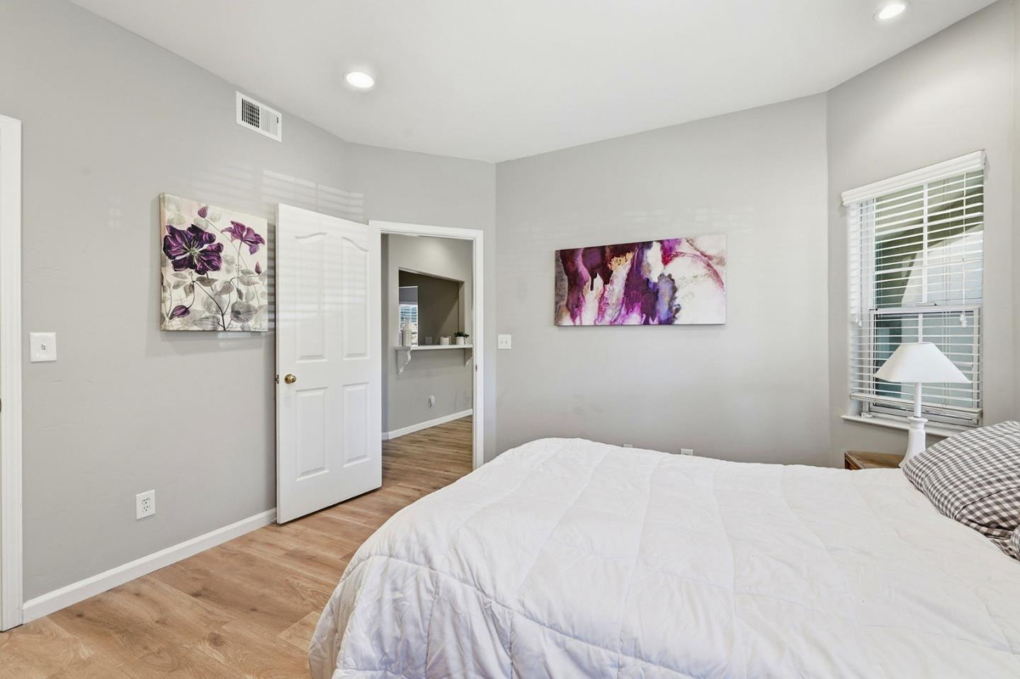 748 Northrup Street 332
