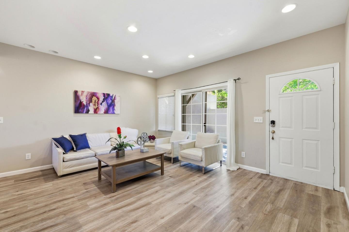 748 Northrup Street 332