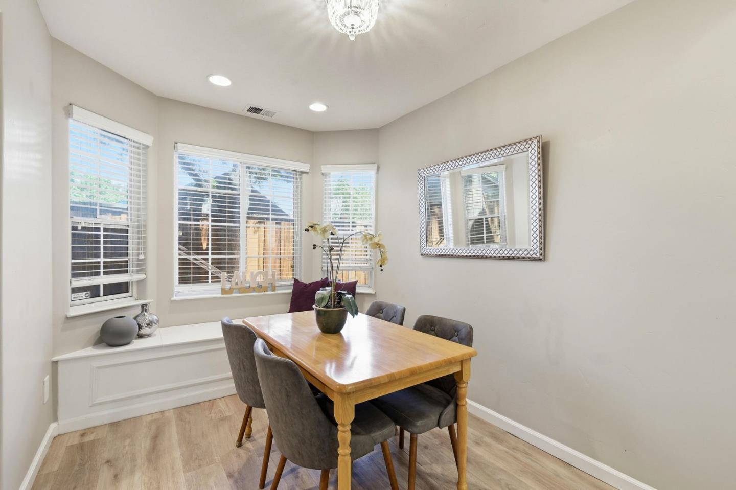 748 Northrup Street 332