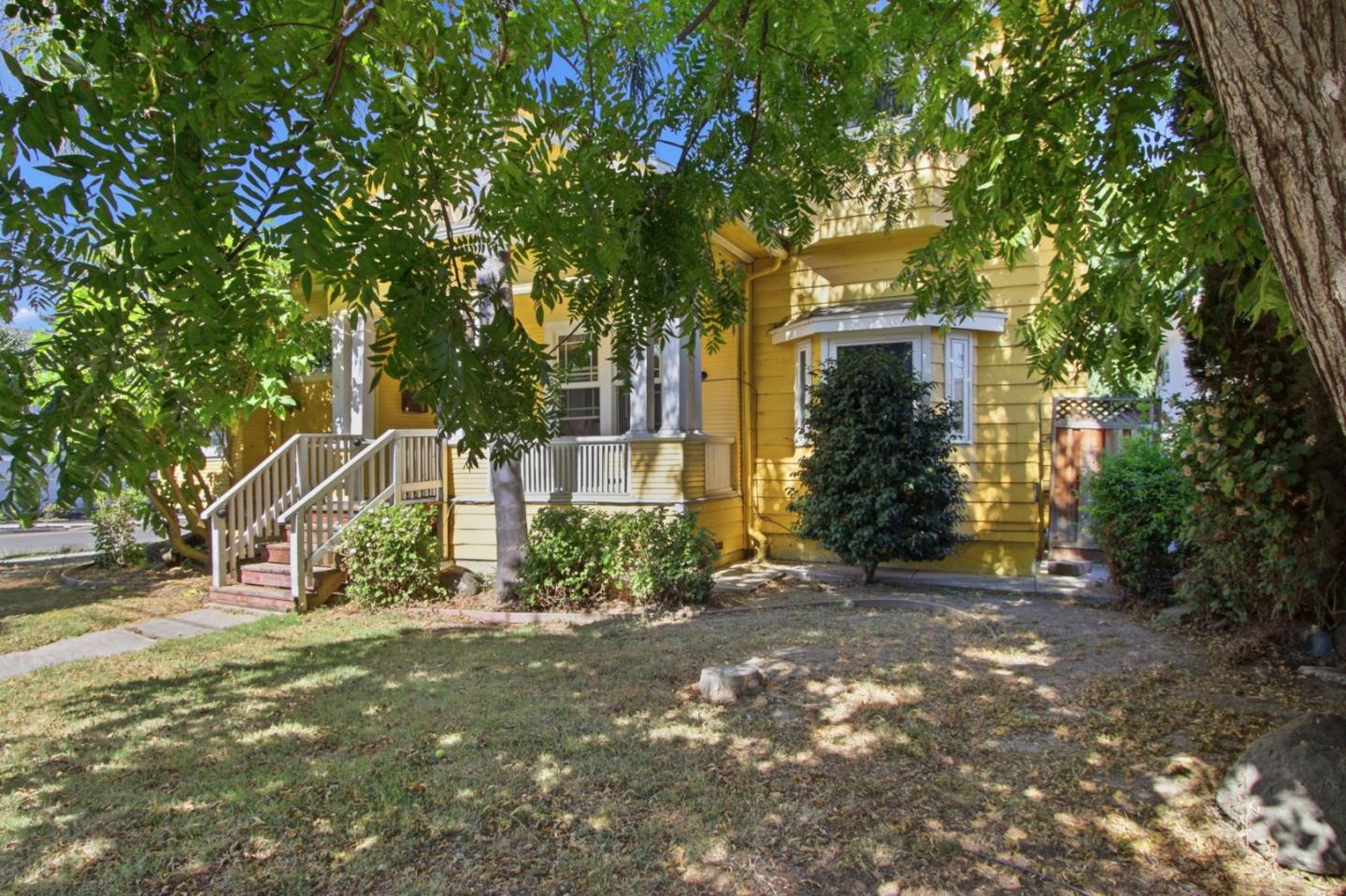 595 Minor AVE