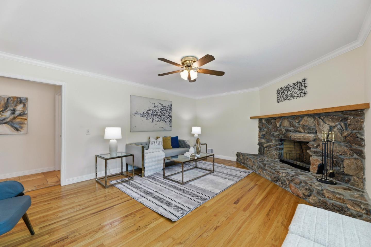 1484 Bird AVE