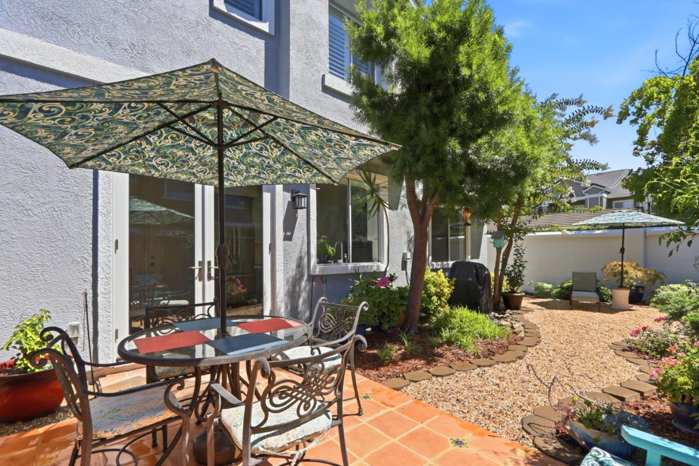 897 Windsor Hills CIR