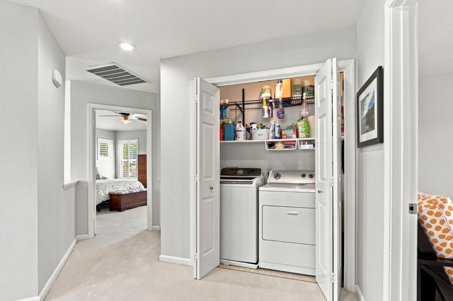897 Windsor Hills CIR