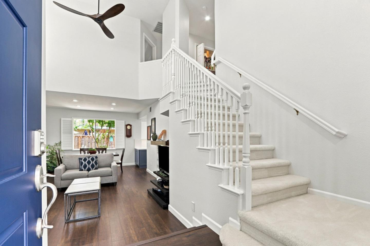 897 Windsor Hills CIR