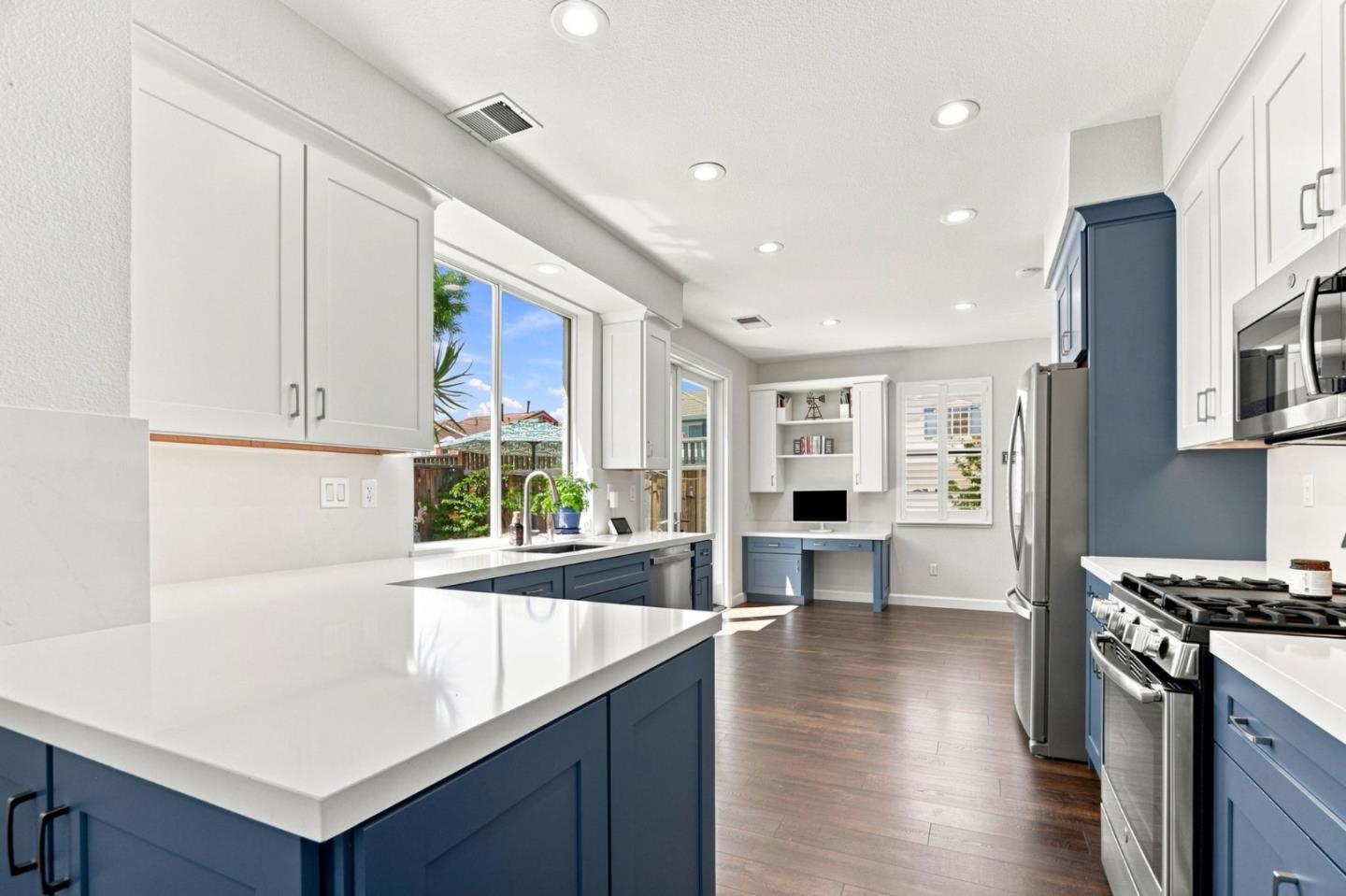 897 Windsor Hills CIR