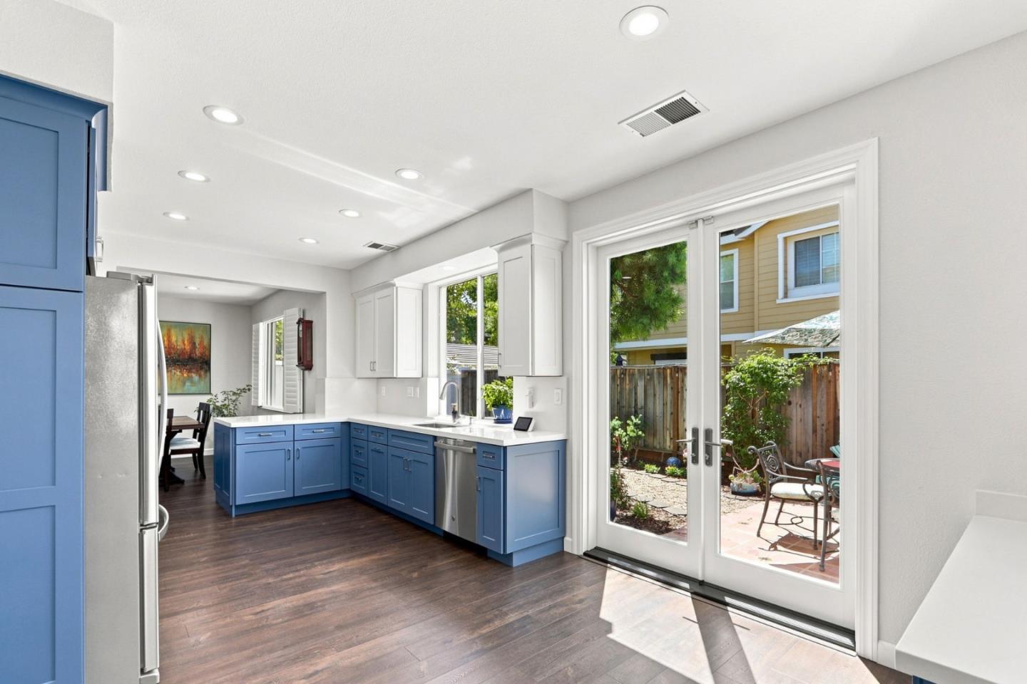 897 Windsor Hills CIR