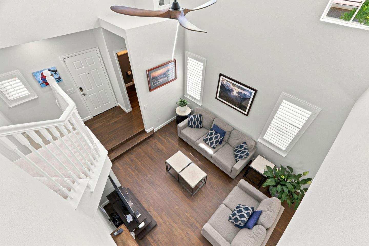 897 Windsor Hills CIR