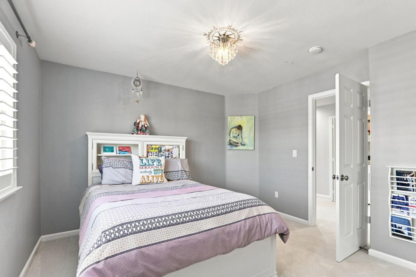897 Windsor Hills CIR