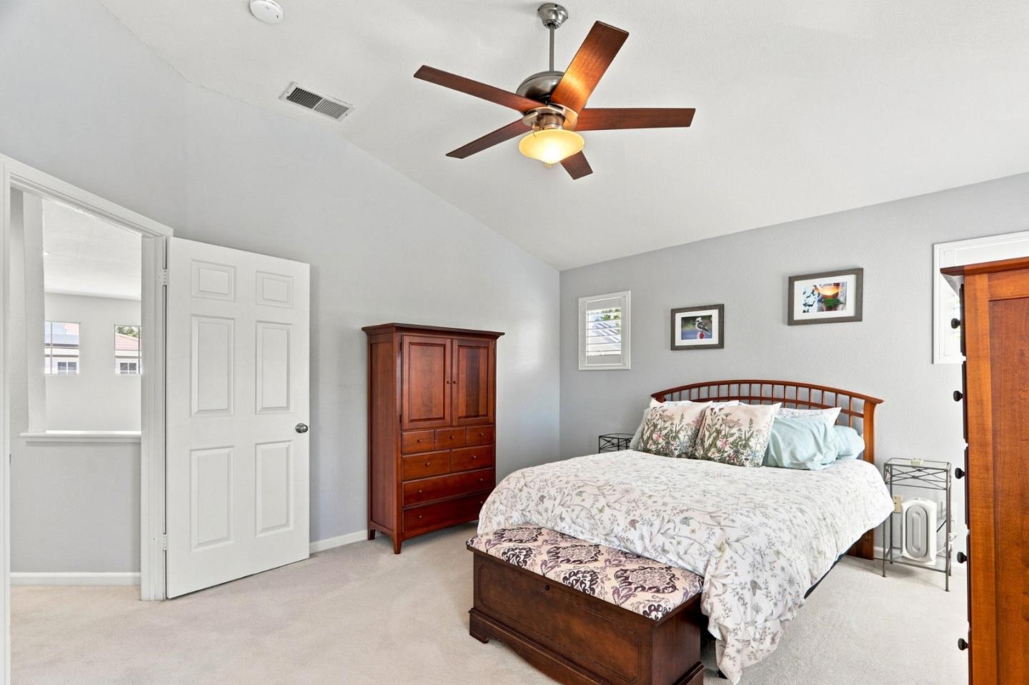 897 Windsor Hills CIR