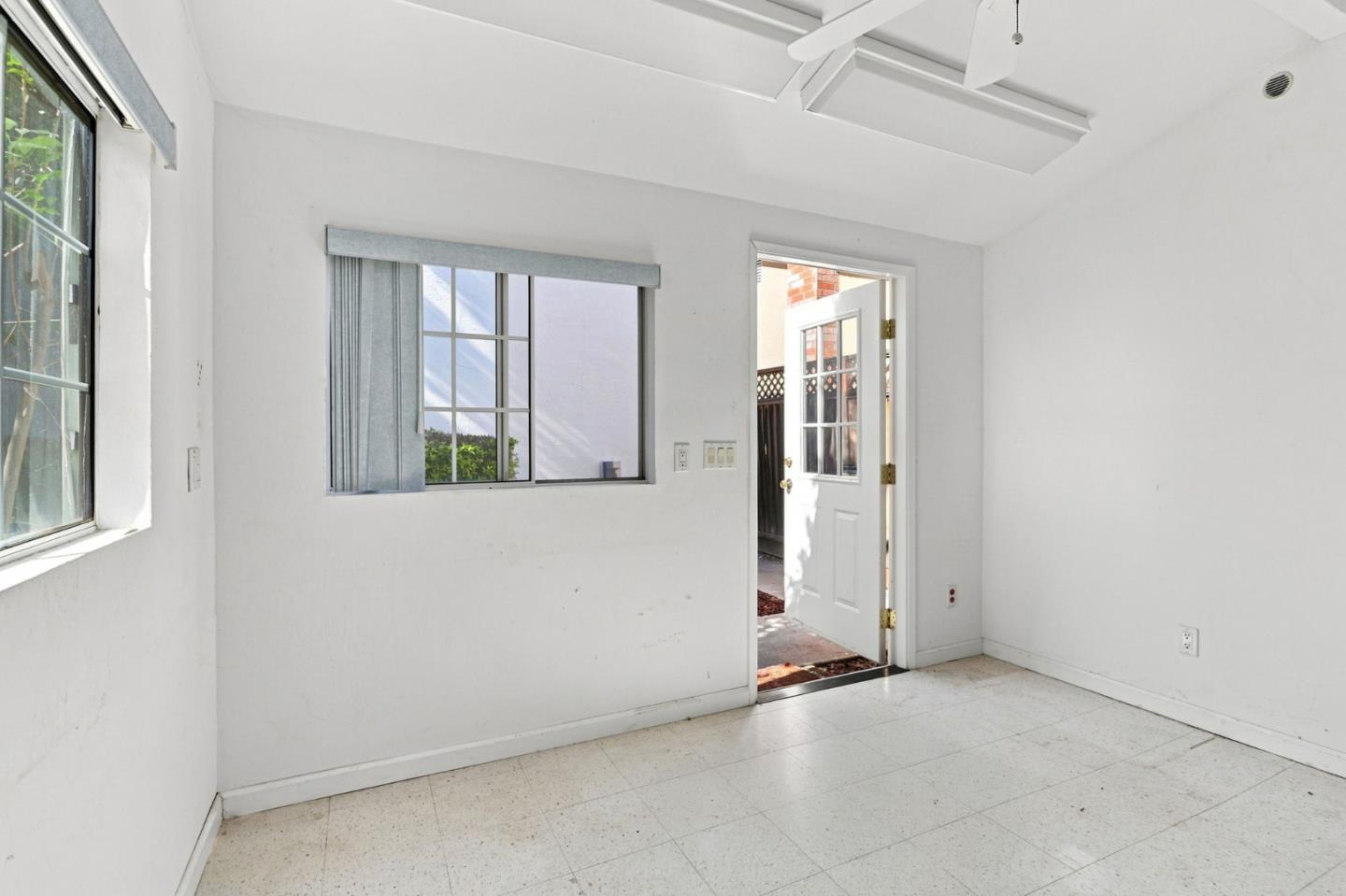 354 Surber DR