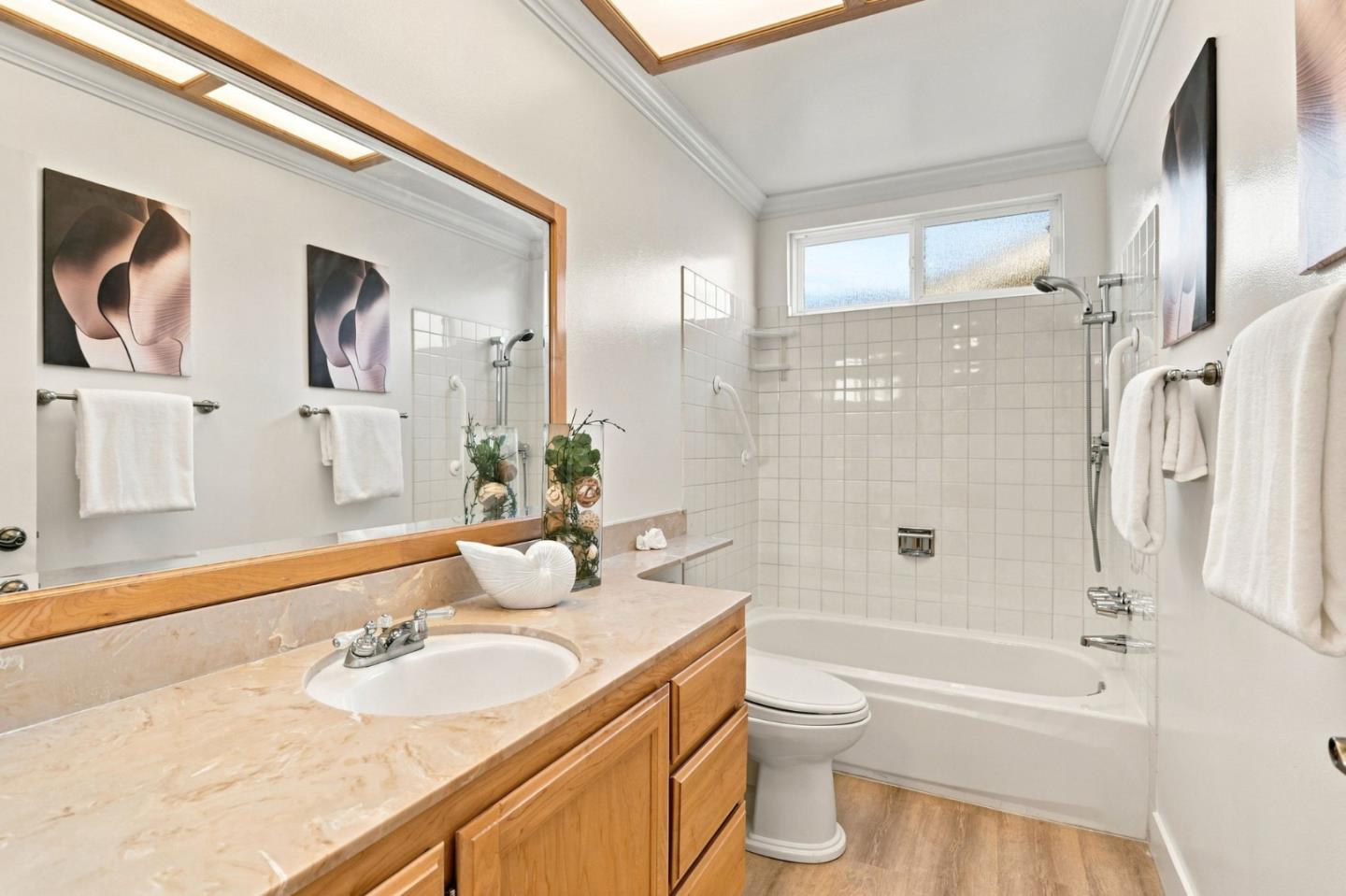 354 Surber DR