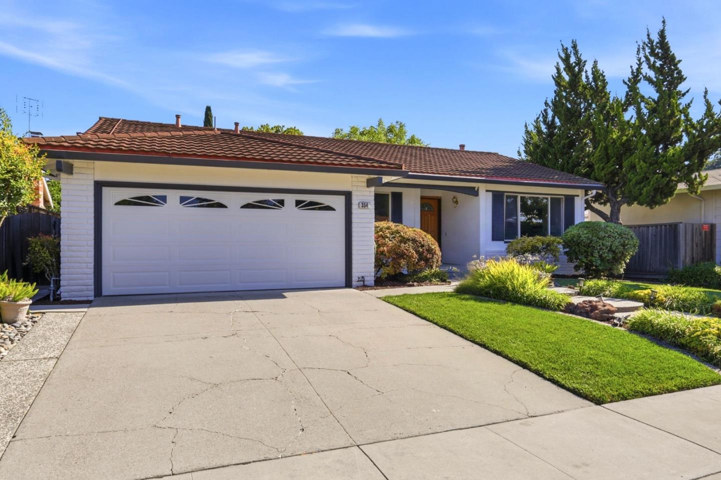 354 Surber DR