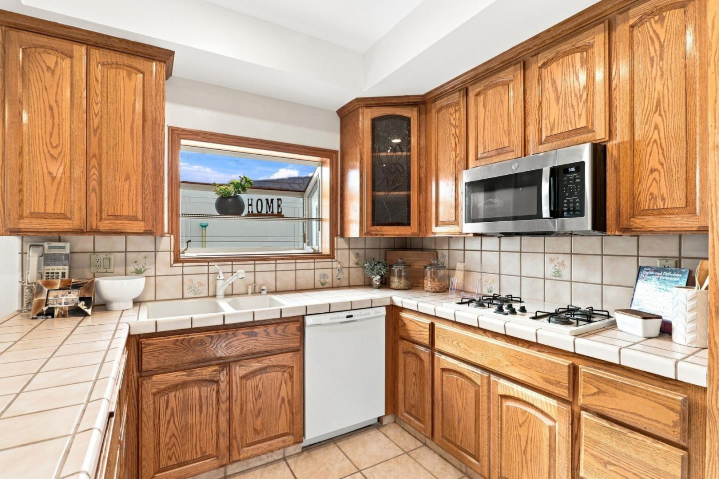 354 Surber DR