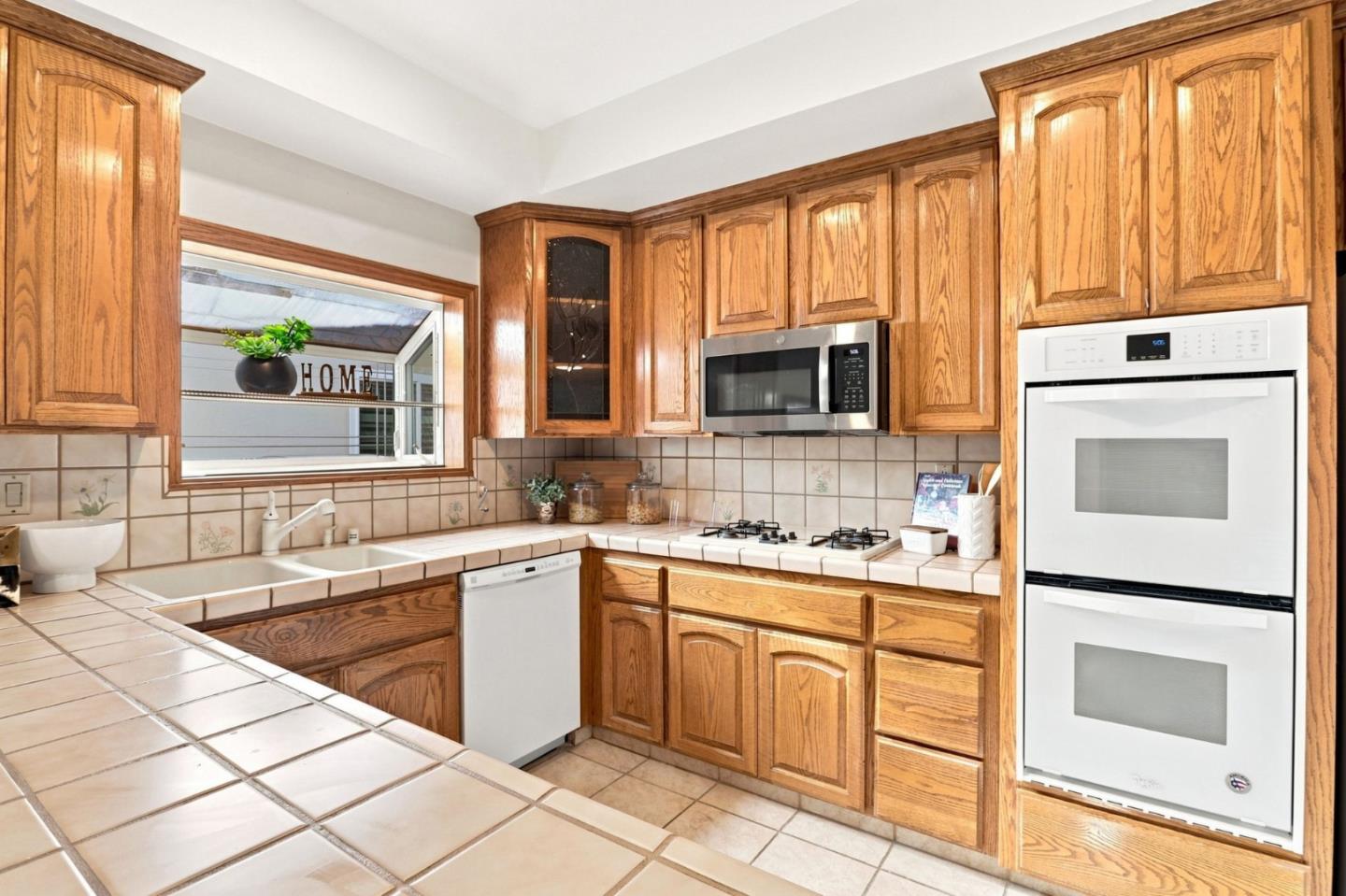 354 Surber DR
