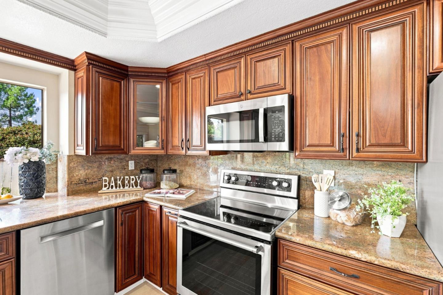1003 Belder DR