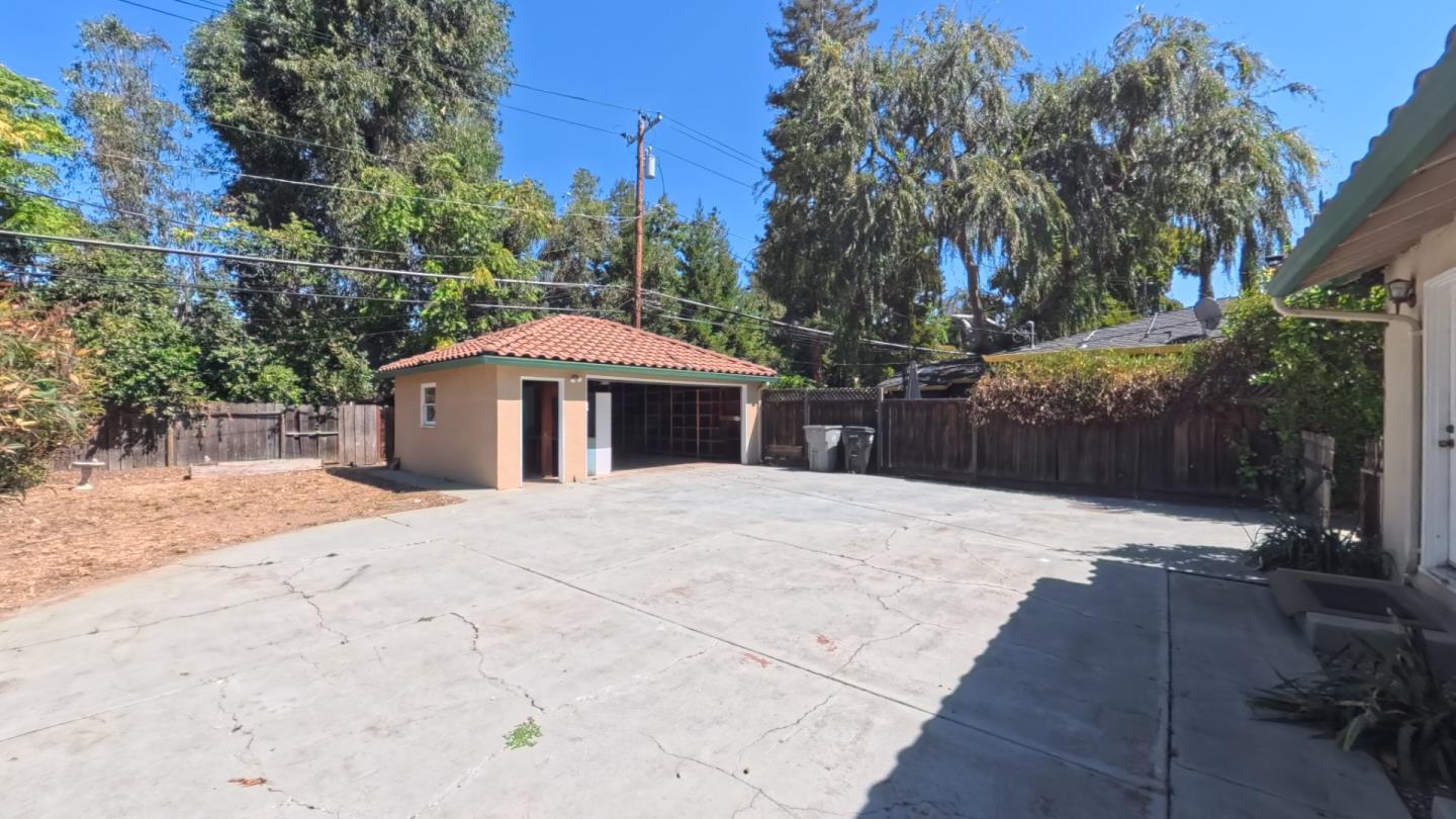1006 Westwood DR