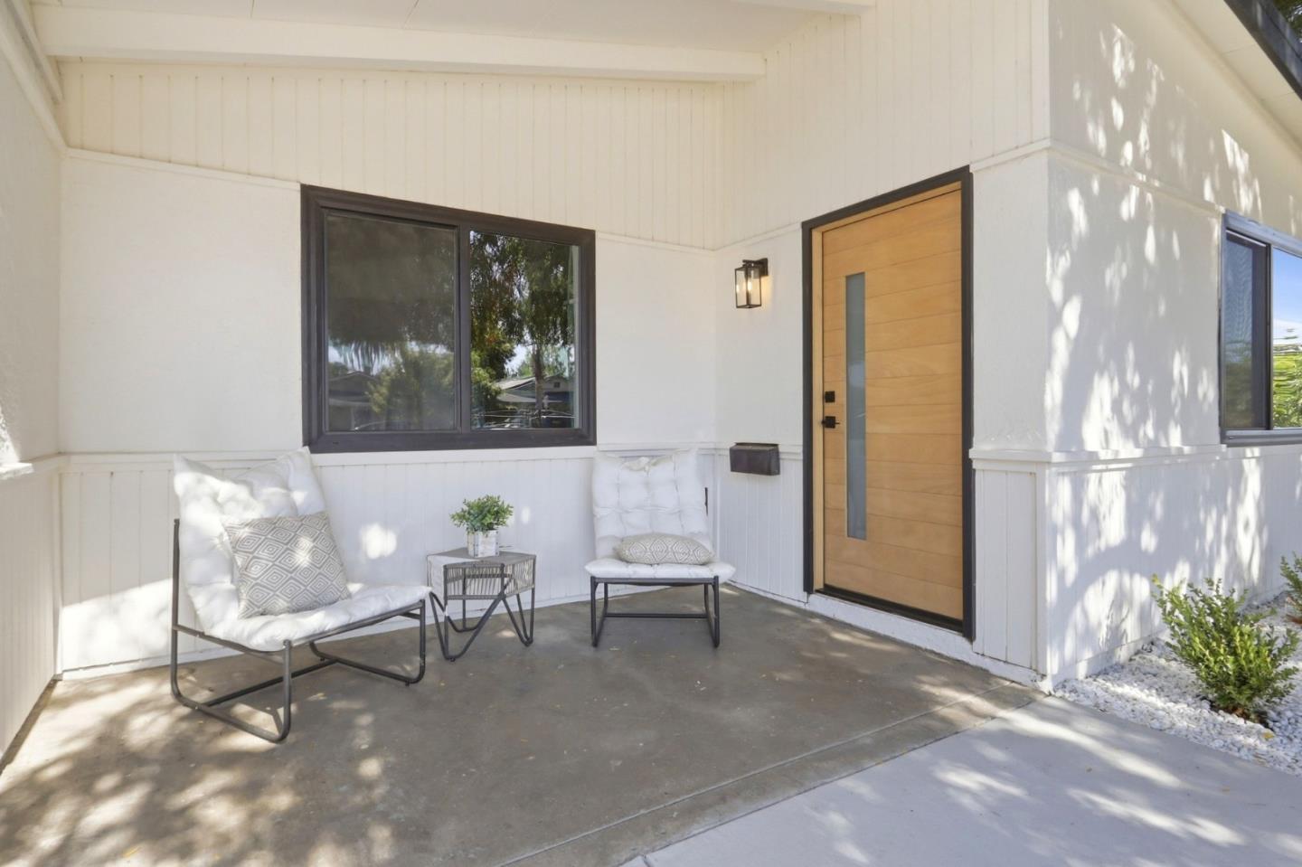 2784 Ophelia AVE