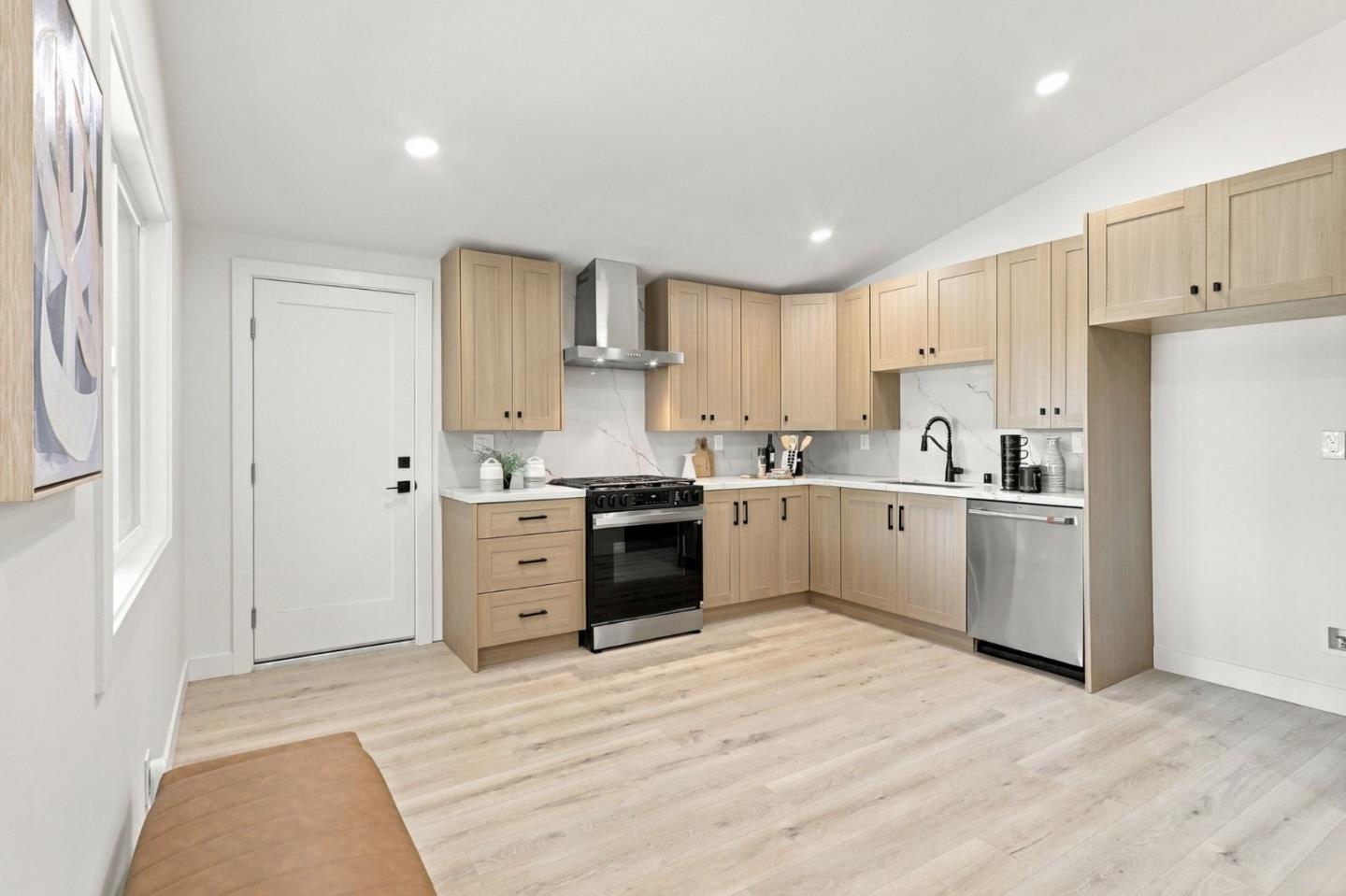 2784 Ophelia AVE
