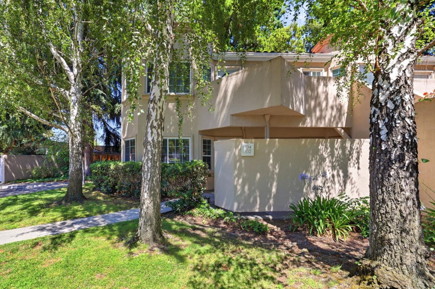 748 Northrup ST 332