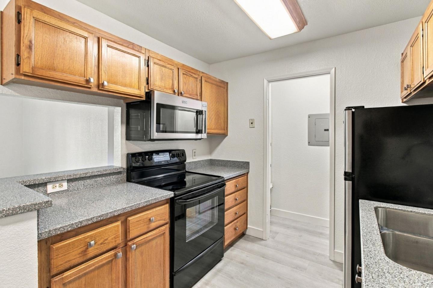 853 Woodside WAY 133