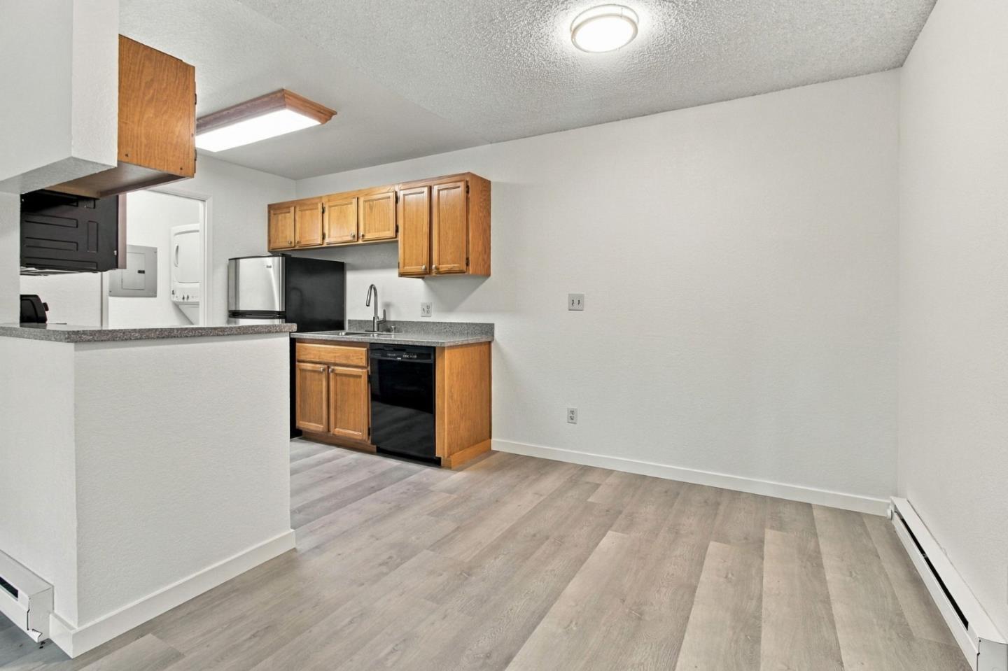 853 Woodside WAY 133