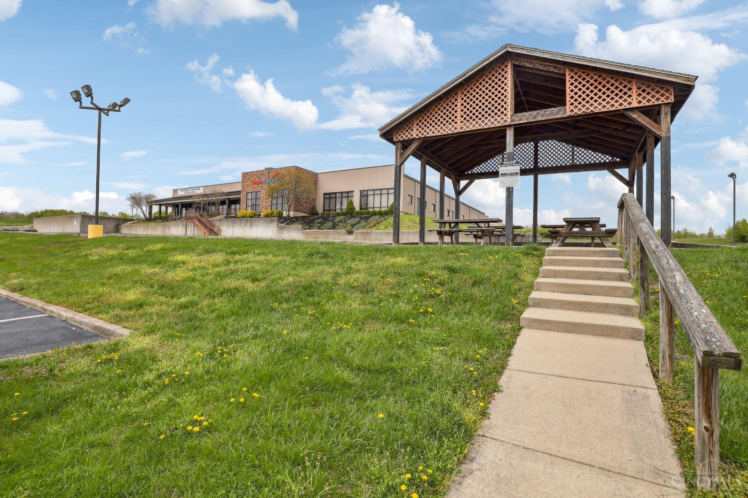 60 Overbrook dr