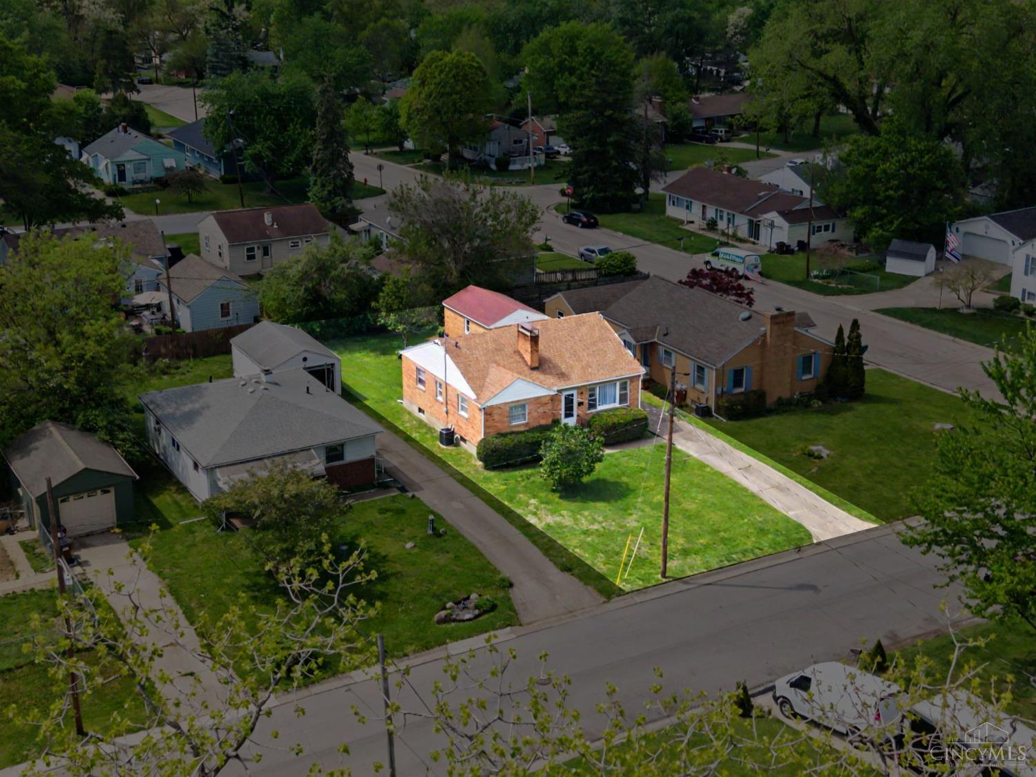 10 Forest Glen Drive