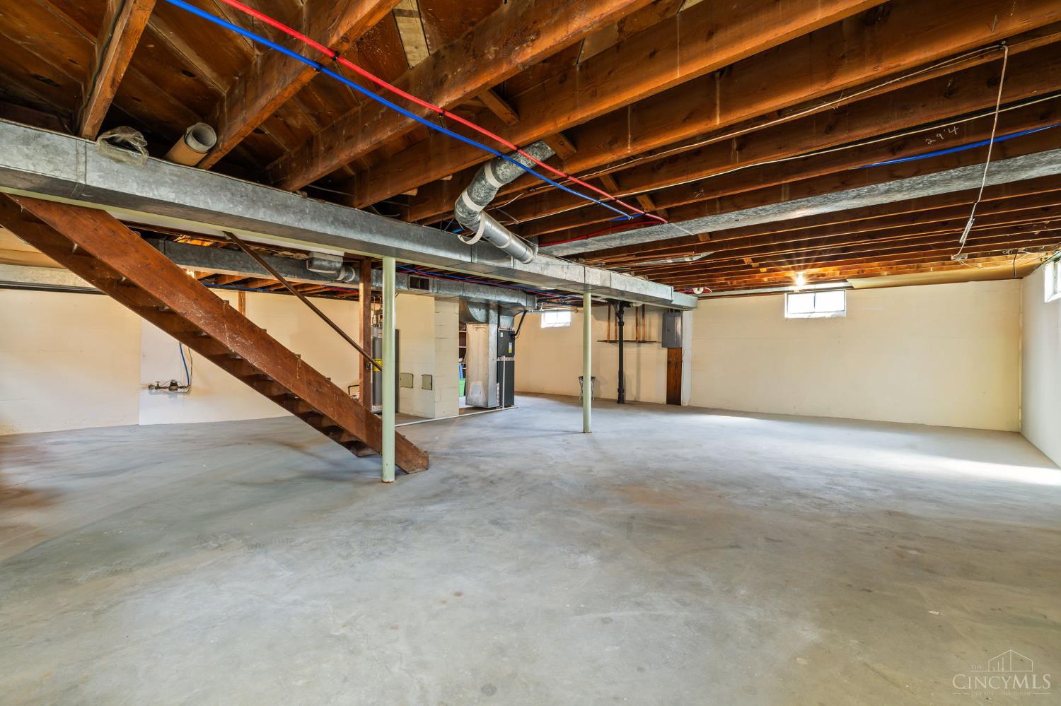 10 Forest Glen Drive