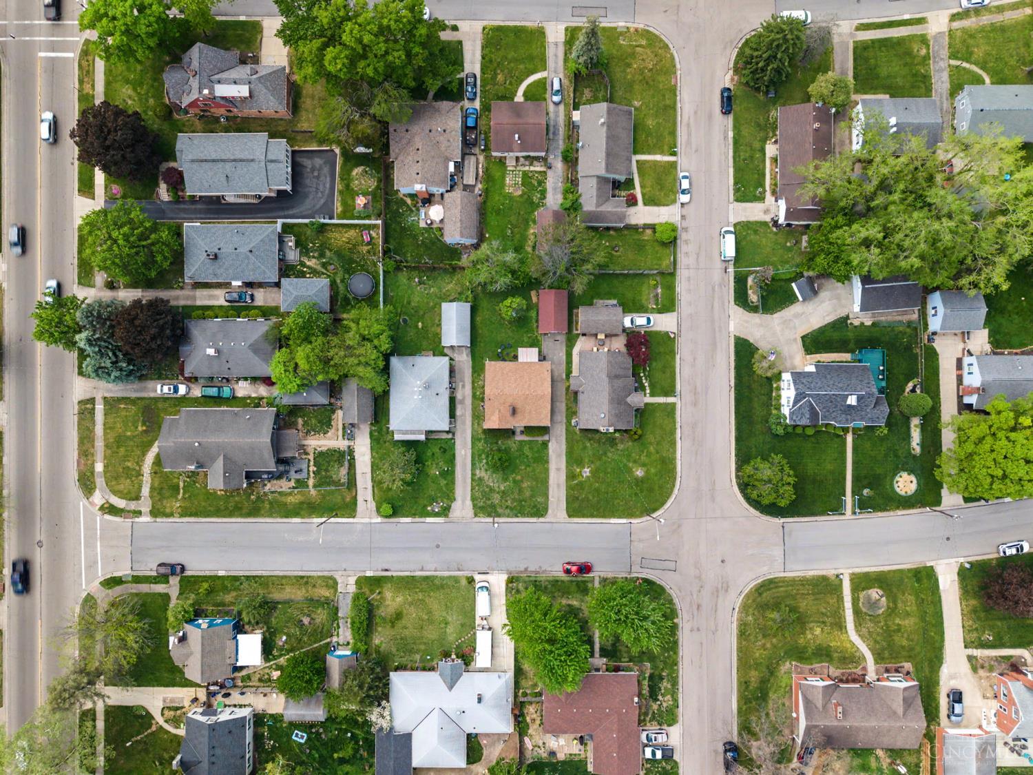 10 Forest Glen Drive