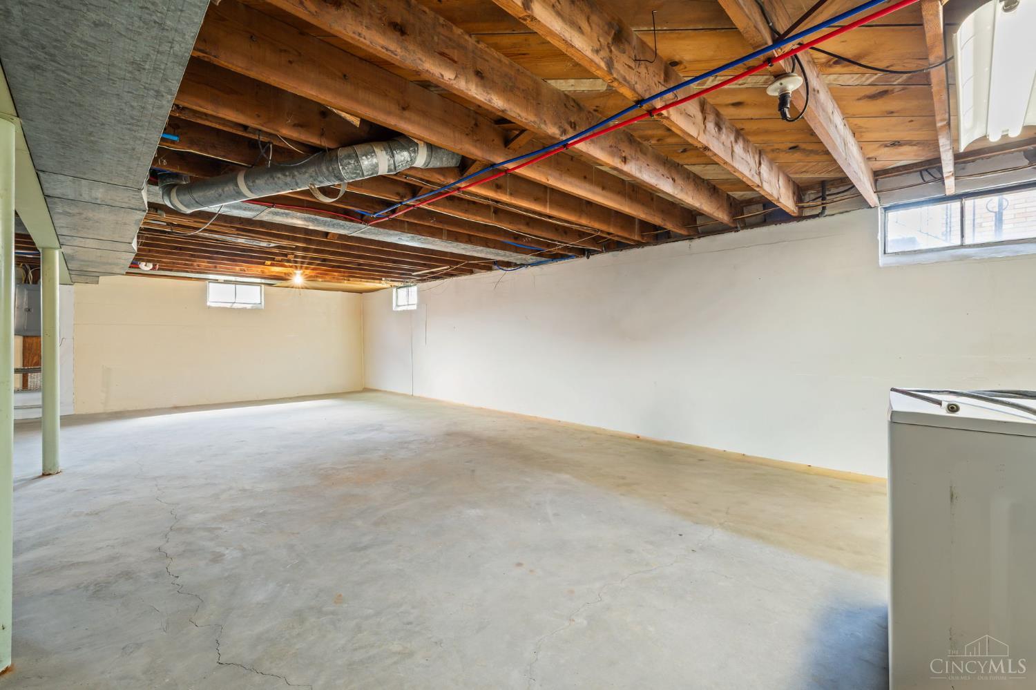 10 Forest Glen Drive