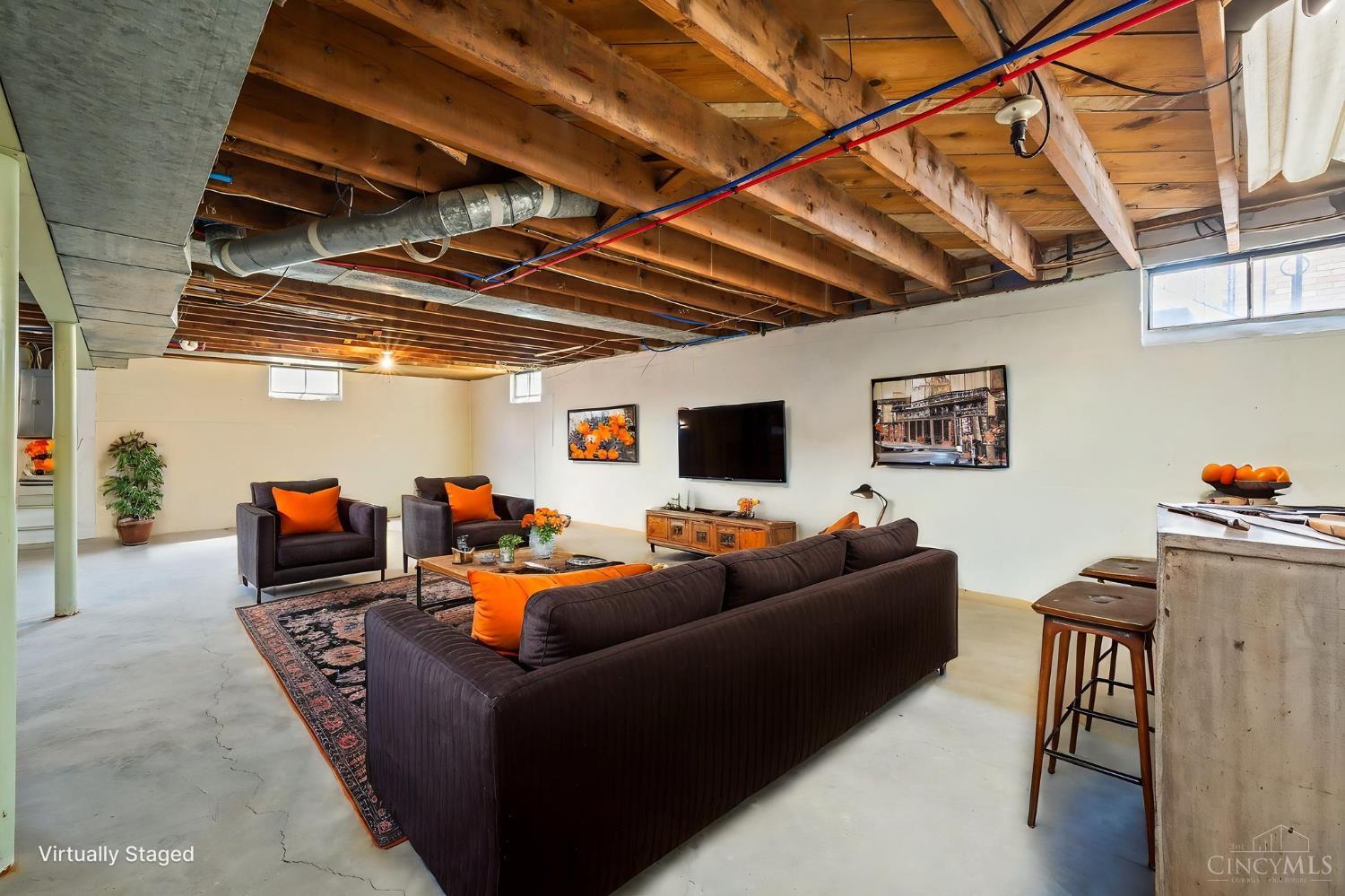 10 Forest Glen Drive