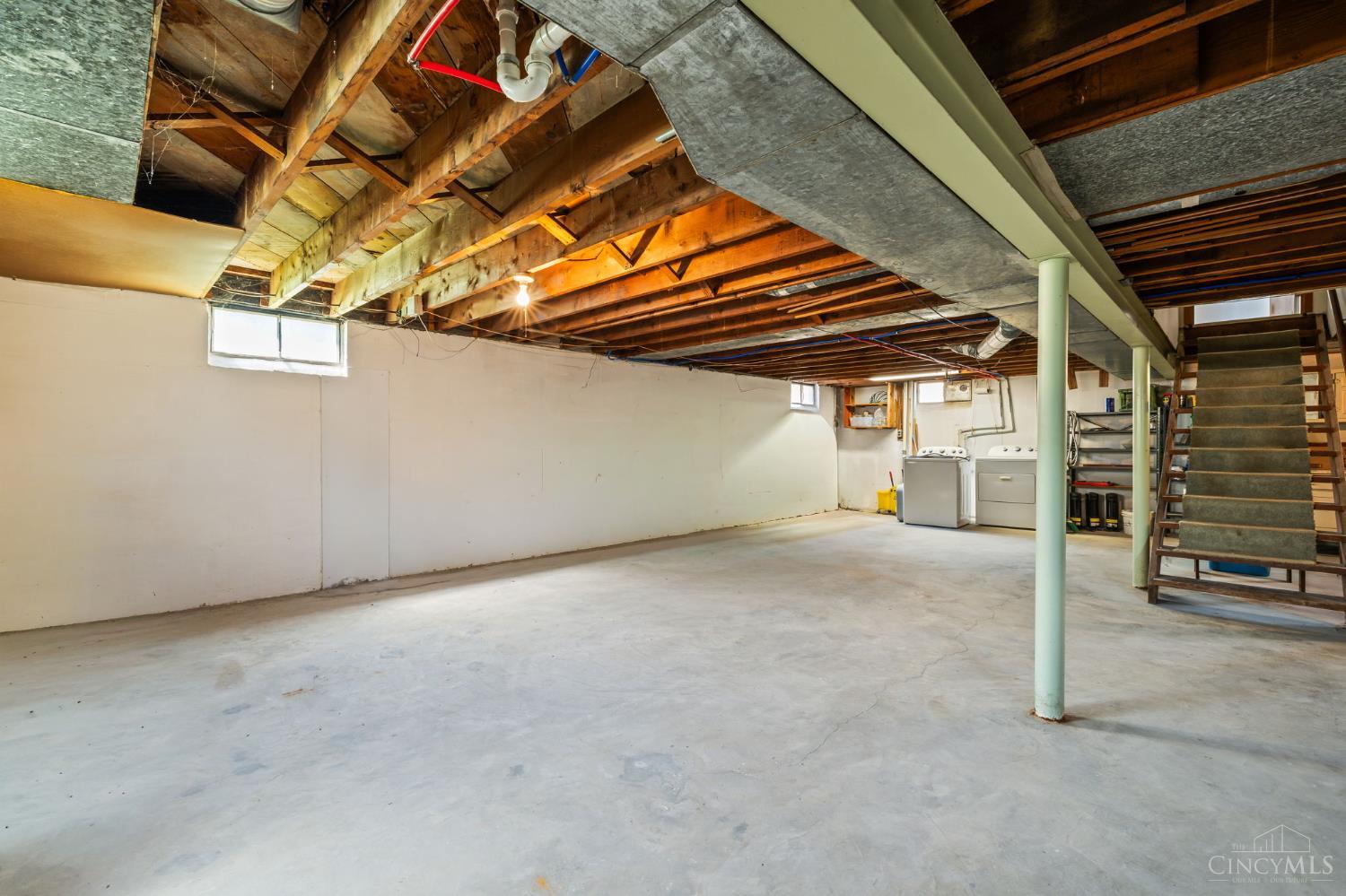 10 Forest Glen Drive