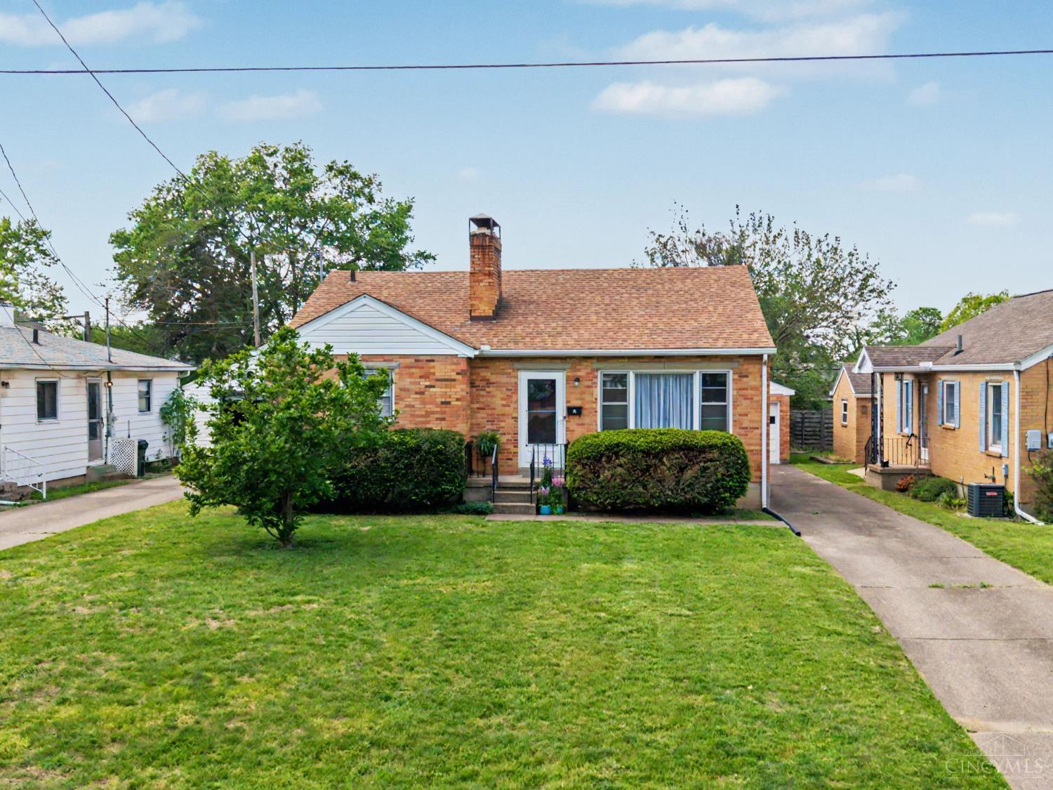 10 Forest Glen Drive