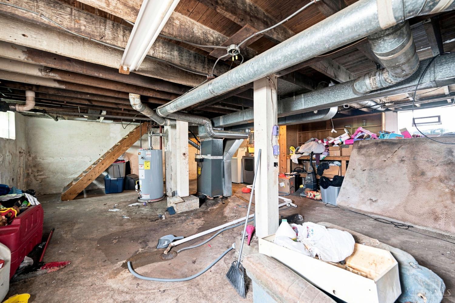 2125 Winona Drive