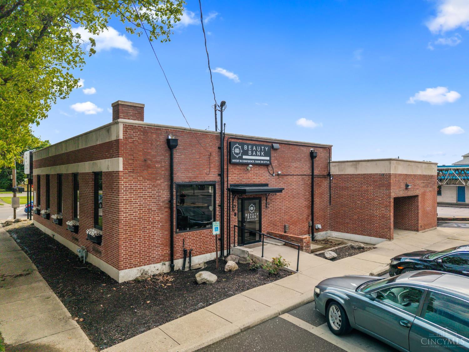 1971 Central Avenue