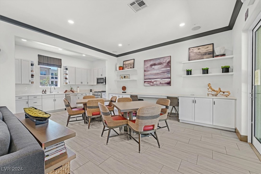 2555 Hampton Road 9108