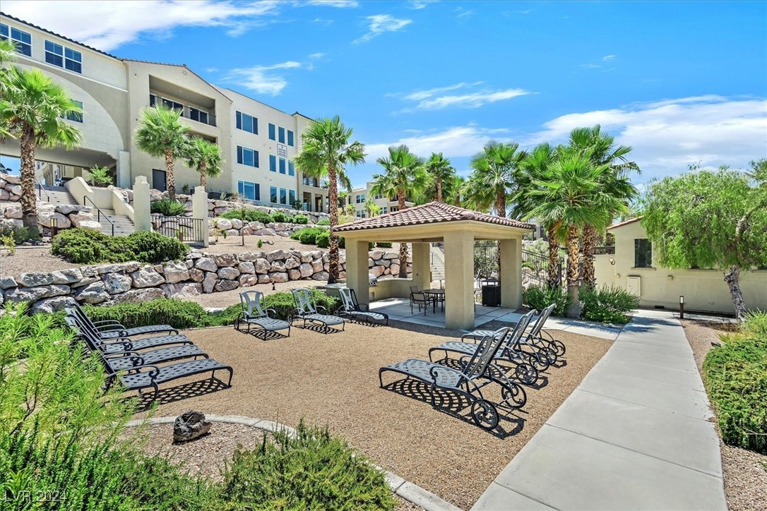 2555 Hampton Road 9108