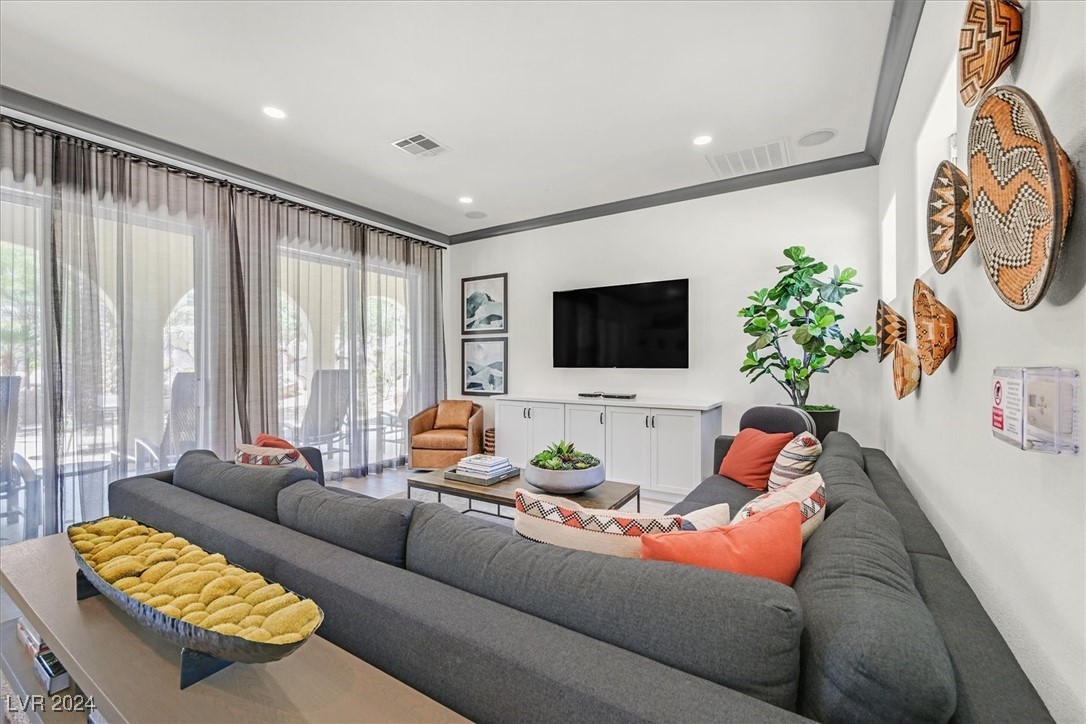 2555 Hampton Road 9108