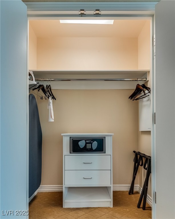 145 East Harmon Avenue 3103