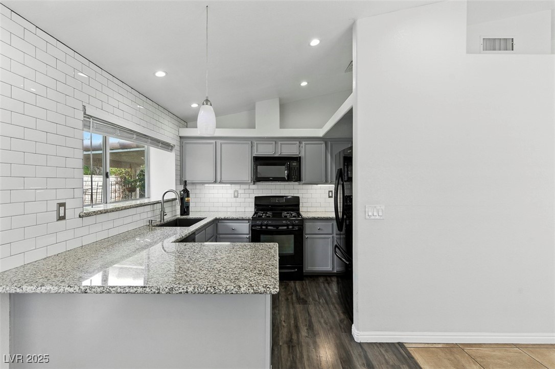 2748 Chokeberry Court