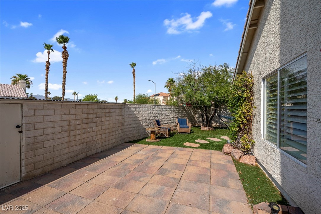 2748 Chokeberry Court