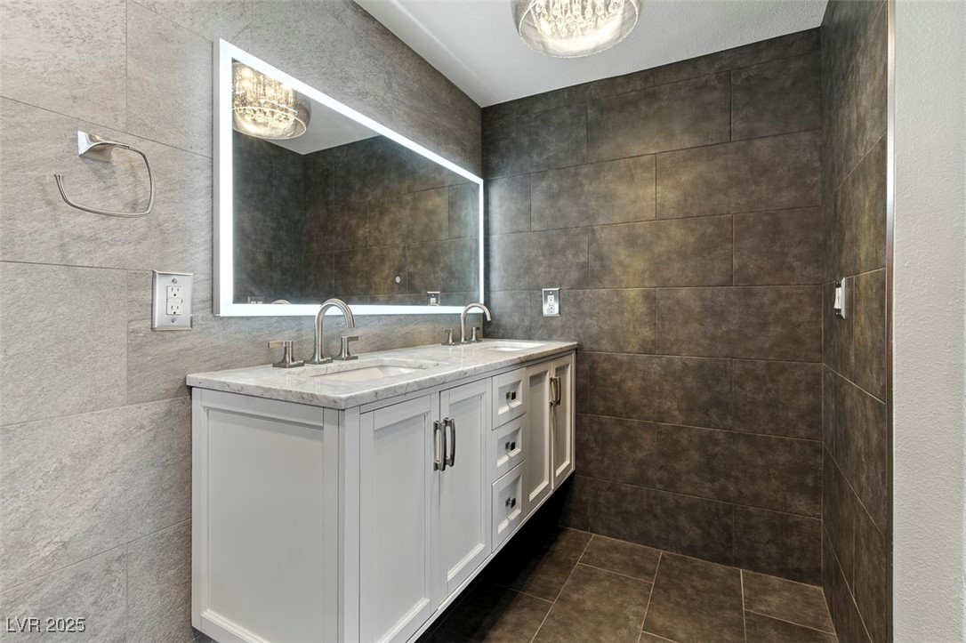 2748 Chokeberry Court