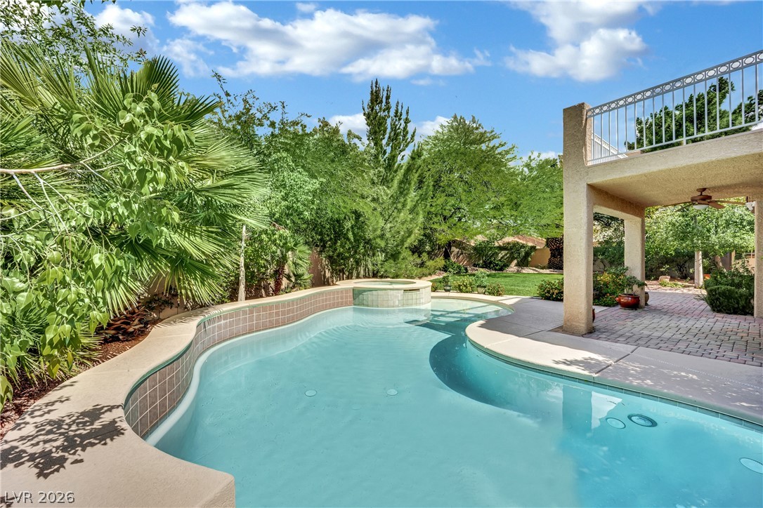 306 Treehouse Court